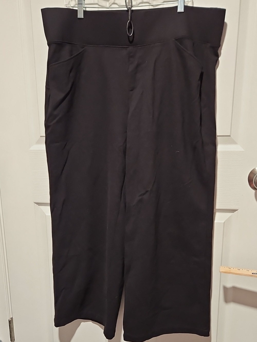 Torrid Wide-Leg Pull-On Pants in Black